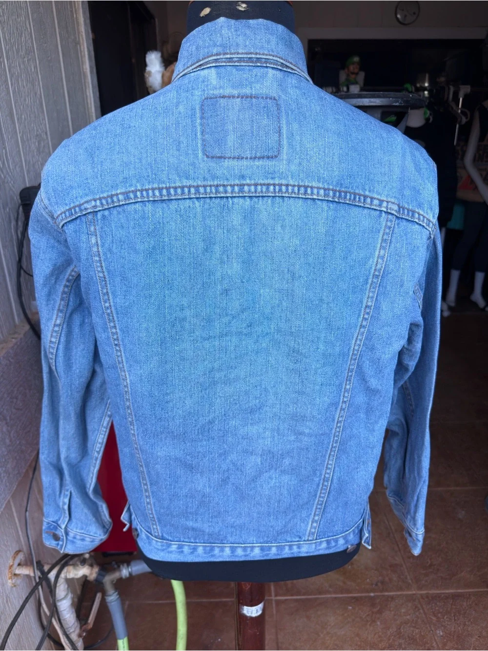 PreOwned Levi's Trucker Jacket Men's M Blue Denim Button Up